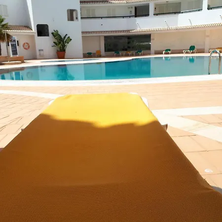 With One Bedroom In With Wonderful Sea View Shared Pool Furnished Garden 100 M From The Beach * Armacao de Pera
