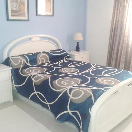 Apartamento With One Bedroom In With Wonderful Sea View Shared Pool Furnished Garden 100 M From The Beach *
