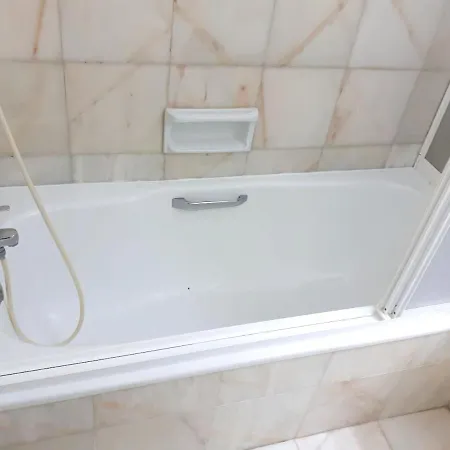 With One Bedroom In With Wonderful Sea View Shared Pool Furnished Garden 100 M From The Beach * Armação de Pêra
