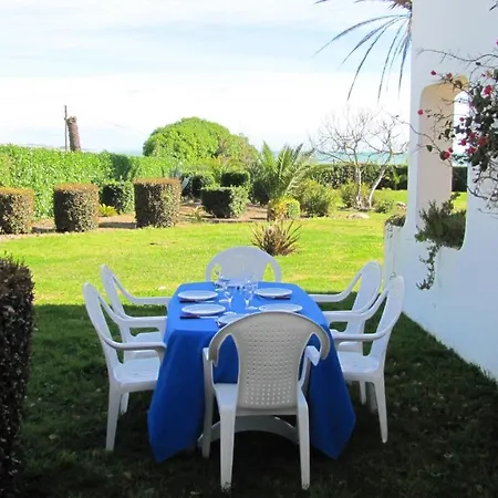 With One Bedroom In With Wonderful Sea View Shared Pool Furnished Garden 100 M From The Beach Appartement