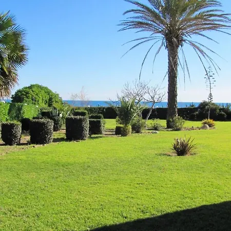 With One Bedroom In With Wonderful Sea View Shared Pool Furnished Garden 100 M From The Beach Appartement *
