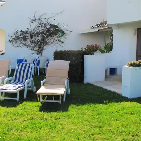 Appartement With One Bedroom In With Wonderful Sea View Shared Pool Furnished Garden 100 M From The Beach Armação de Pêra